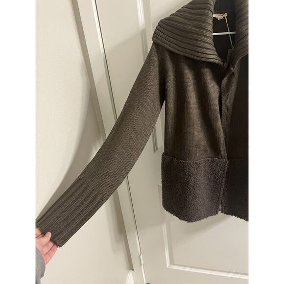 NWT Mystree Womens Sweater Cardigan SIZE Large Brown Knit soft fuzzy - Picture 3 of 5